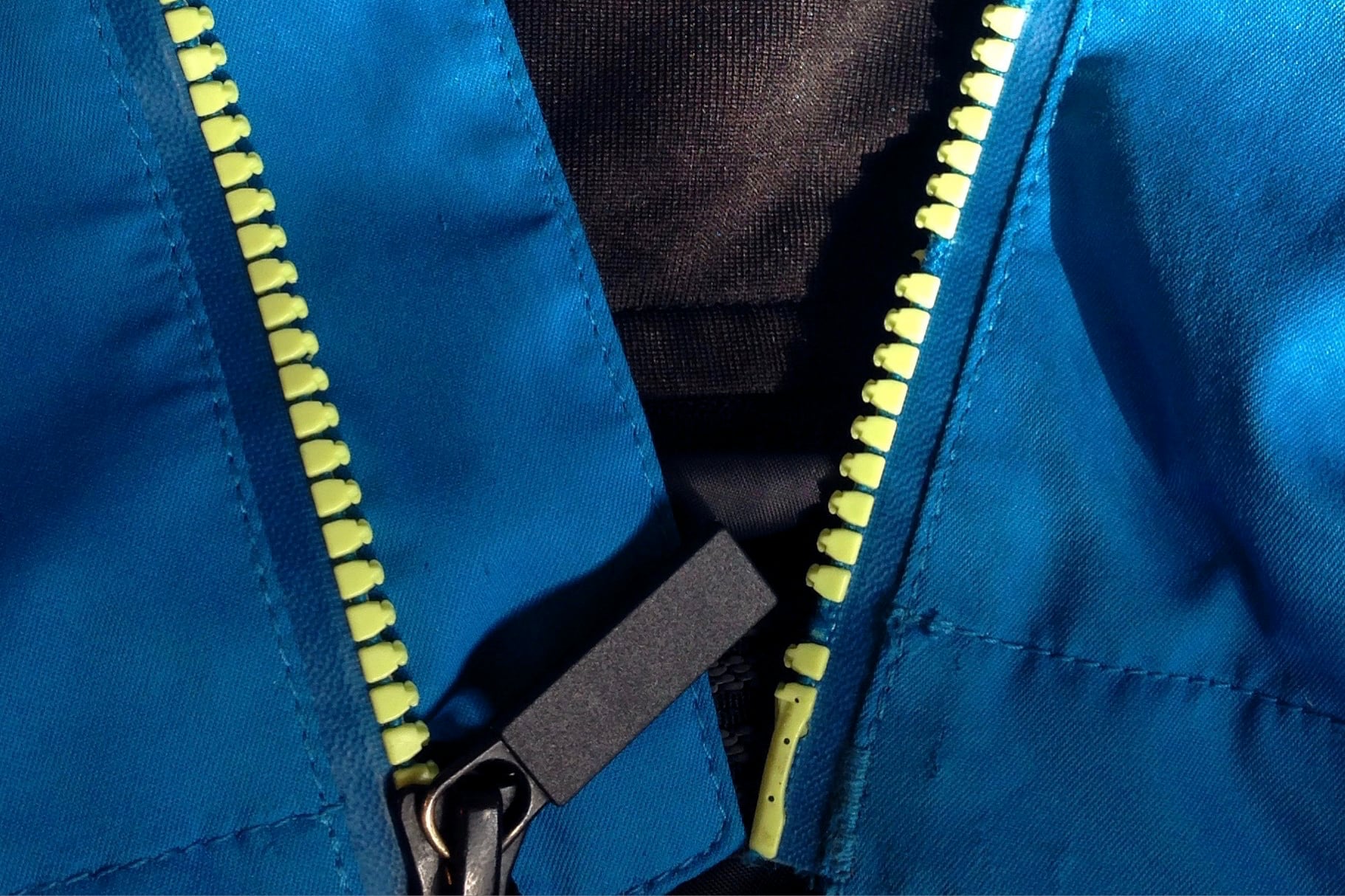 Zipper Repair – Rugged Thread